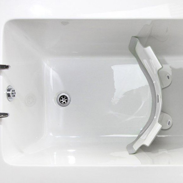 Test produit : le réducteur de baignoire pour bébé - A la Une!
